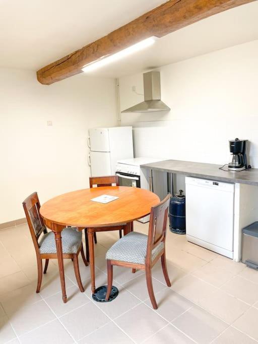 Maison De Campagne Paisible La Mesniere 외부 사진